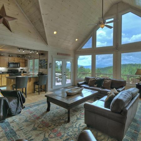 Villa Champagne Chalet - Cuddleup à Morganton Extérieur photo