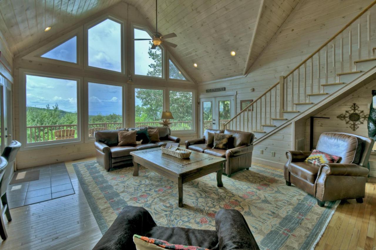Villa Champagne Chalet - Cuddleup à Morganton Extérieur photo