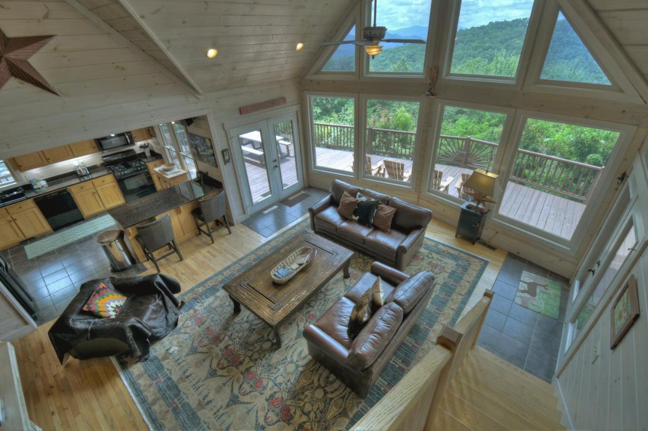 Villa Champagne Chalet - Cuddleup à Morganton Extérieur photo